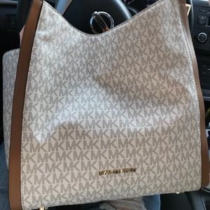 Michael Kors Newbury